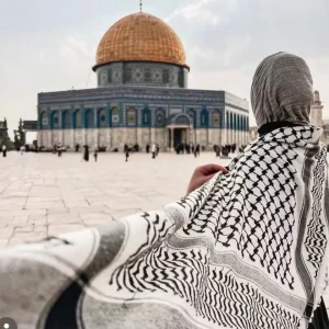 "Palestinian Scarf Keffiyeh Arafat Hatta Wide with Tassels Shemagh Keffiyeh Arab Unisex White Black"